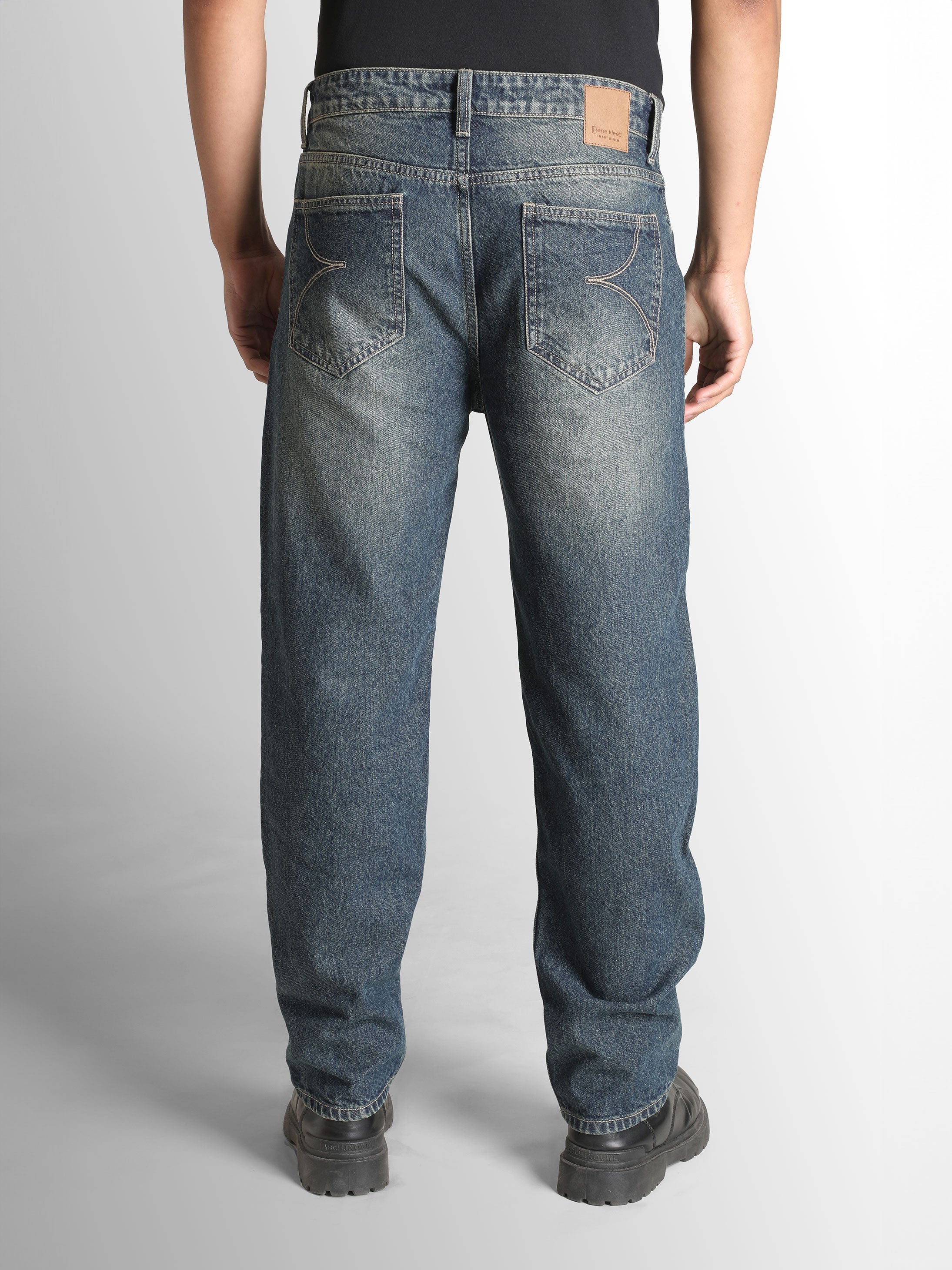 Men Cotton Relaxed Fit Highly Distressed Heavy Fade Jeans