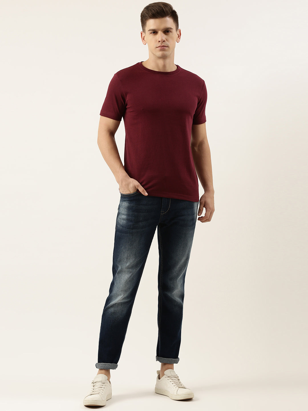 Men Maroon Solid Regular Fit T-Shirt