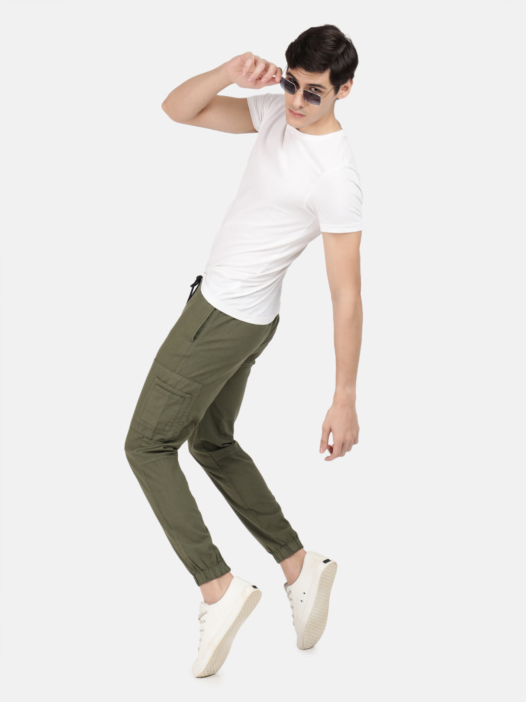 Men Olive Regular Fit Solid Cargo Jogger