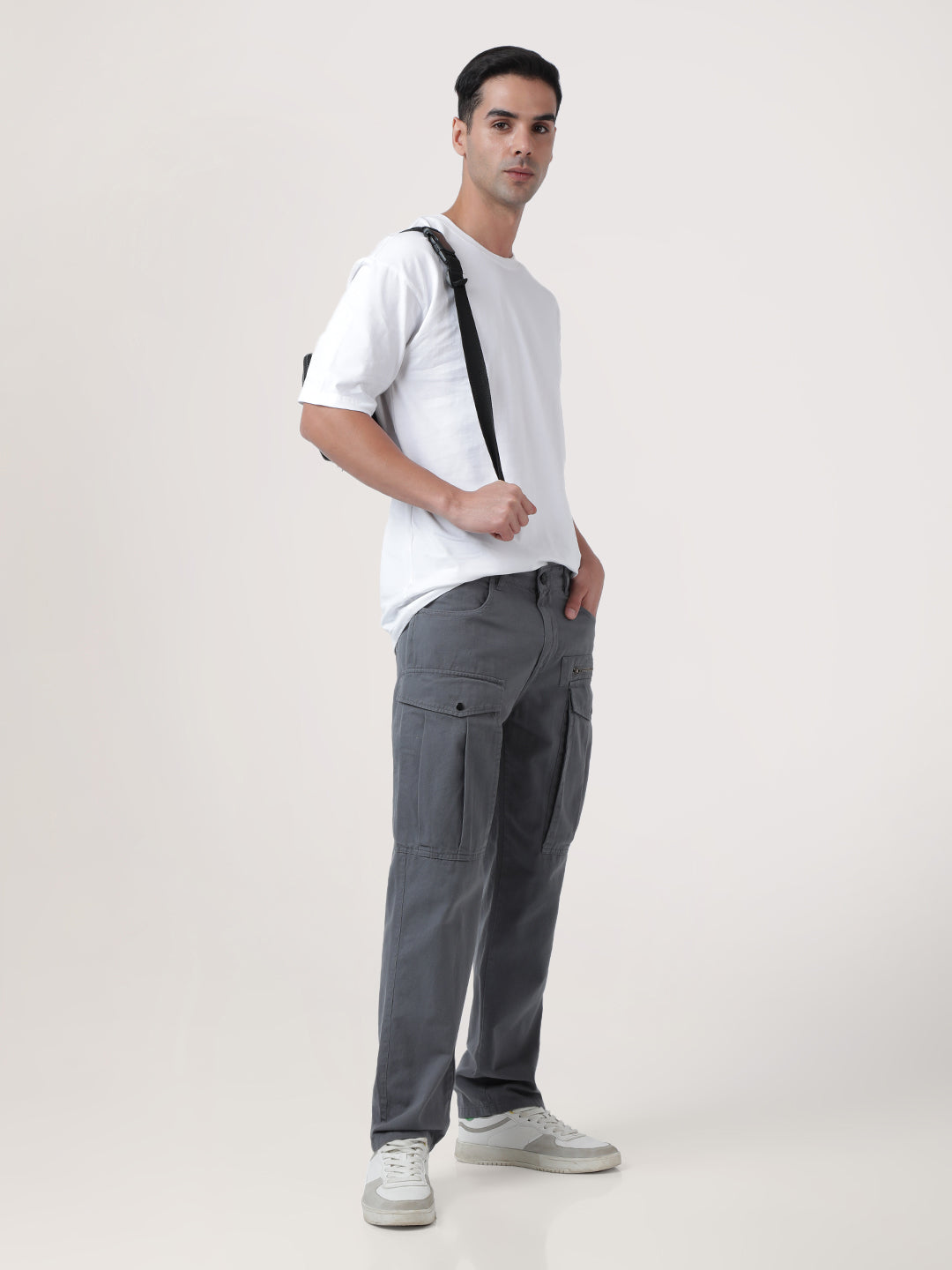 Men Grey Overdyed Relaxed Fit Solid Cargo Trouser with Front Zip