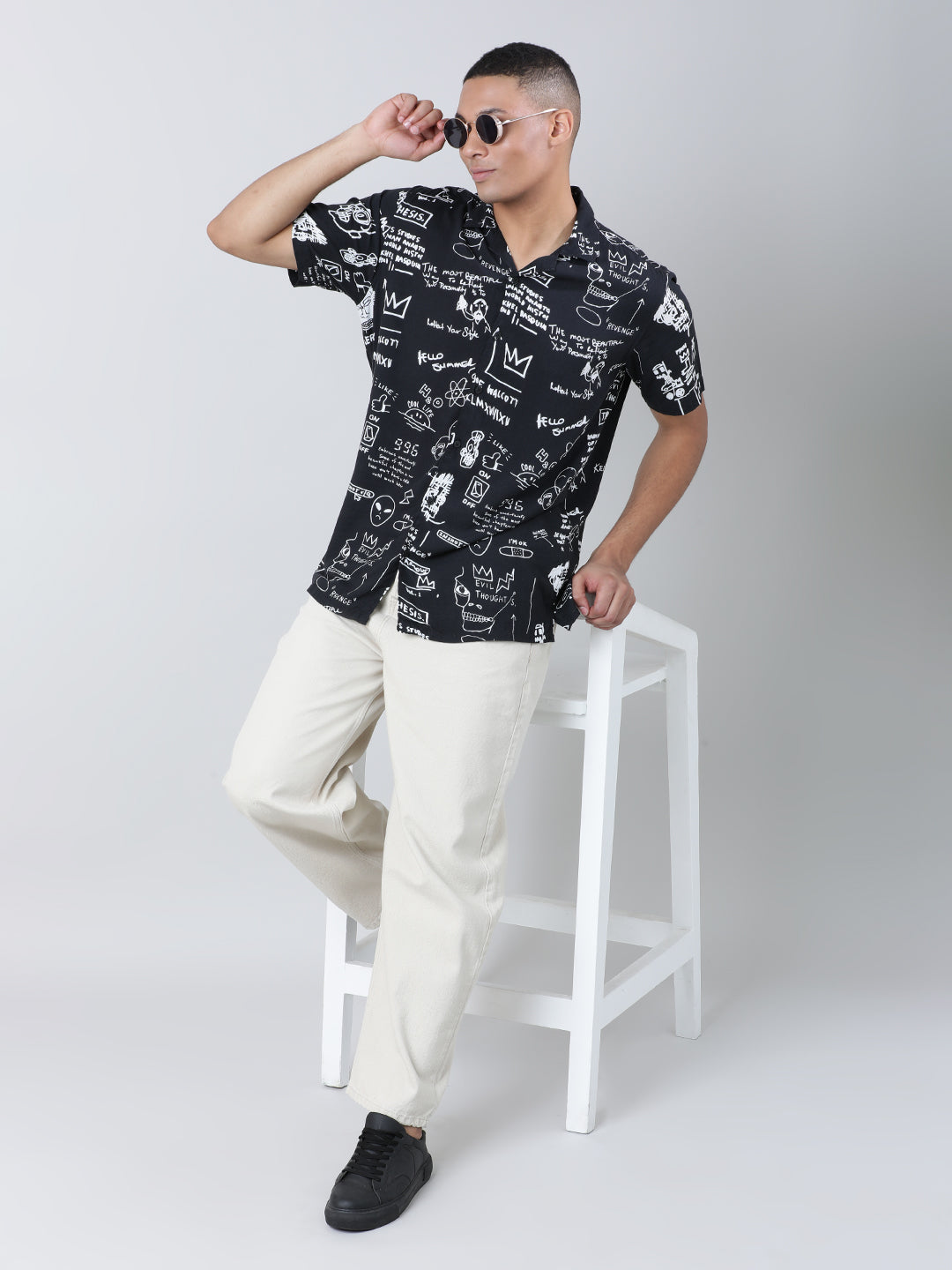 Men Black/White Regular Fit Digital Print Half Sleeves Casual Shirt