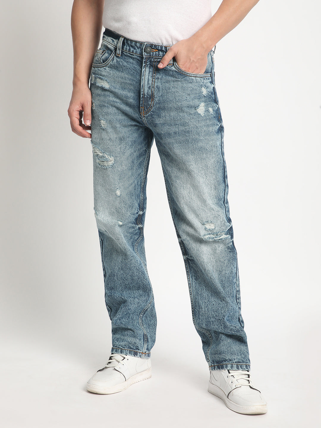 Men Blue Straight Fit Solid Light Distressed Jeans