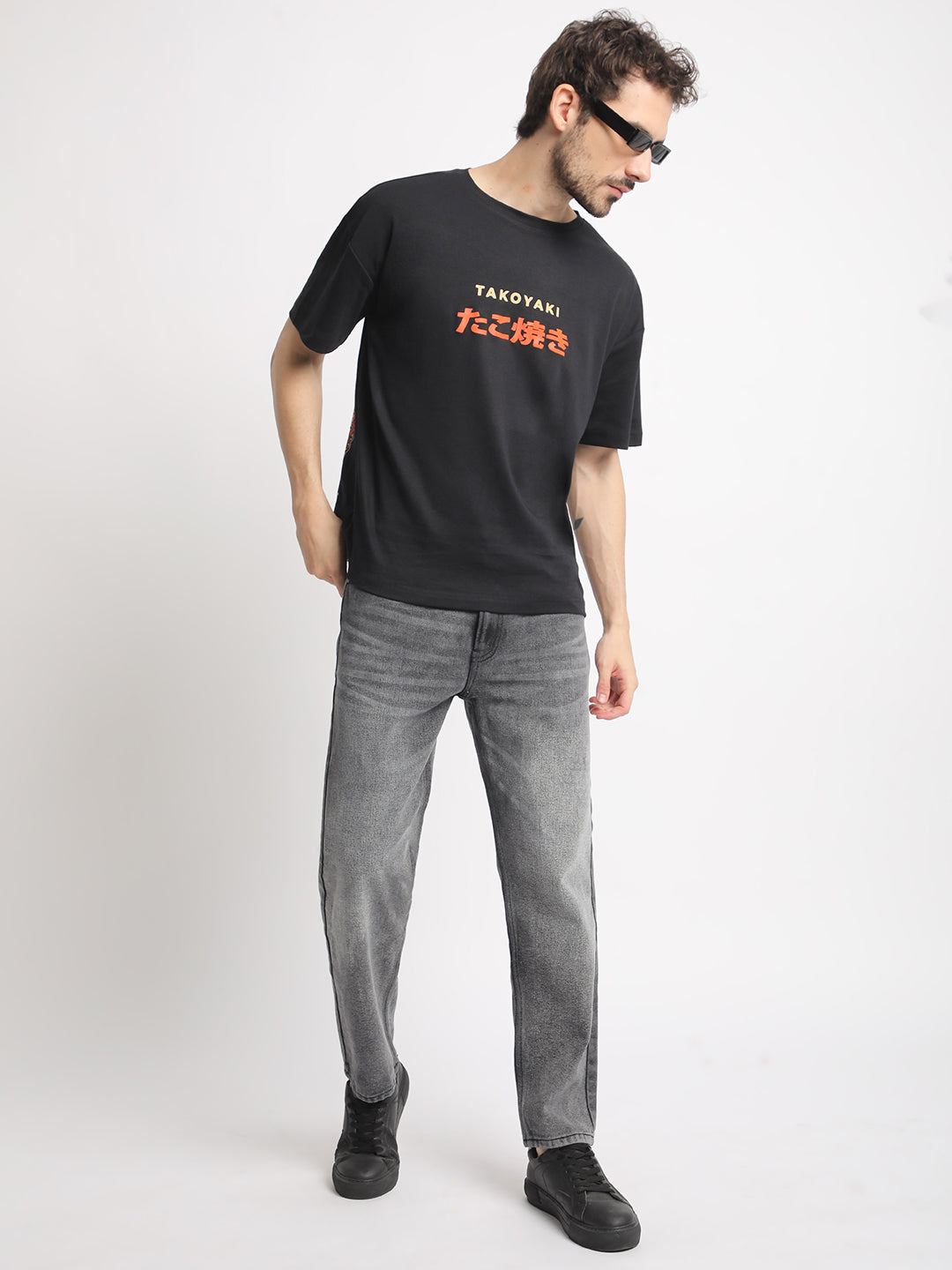 Men Relax Fit Washed Jeans