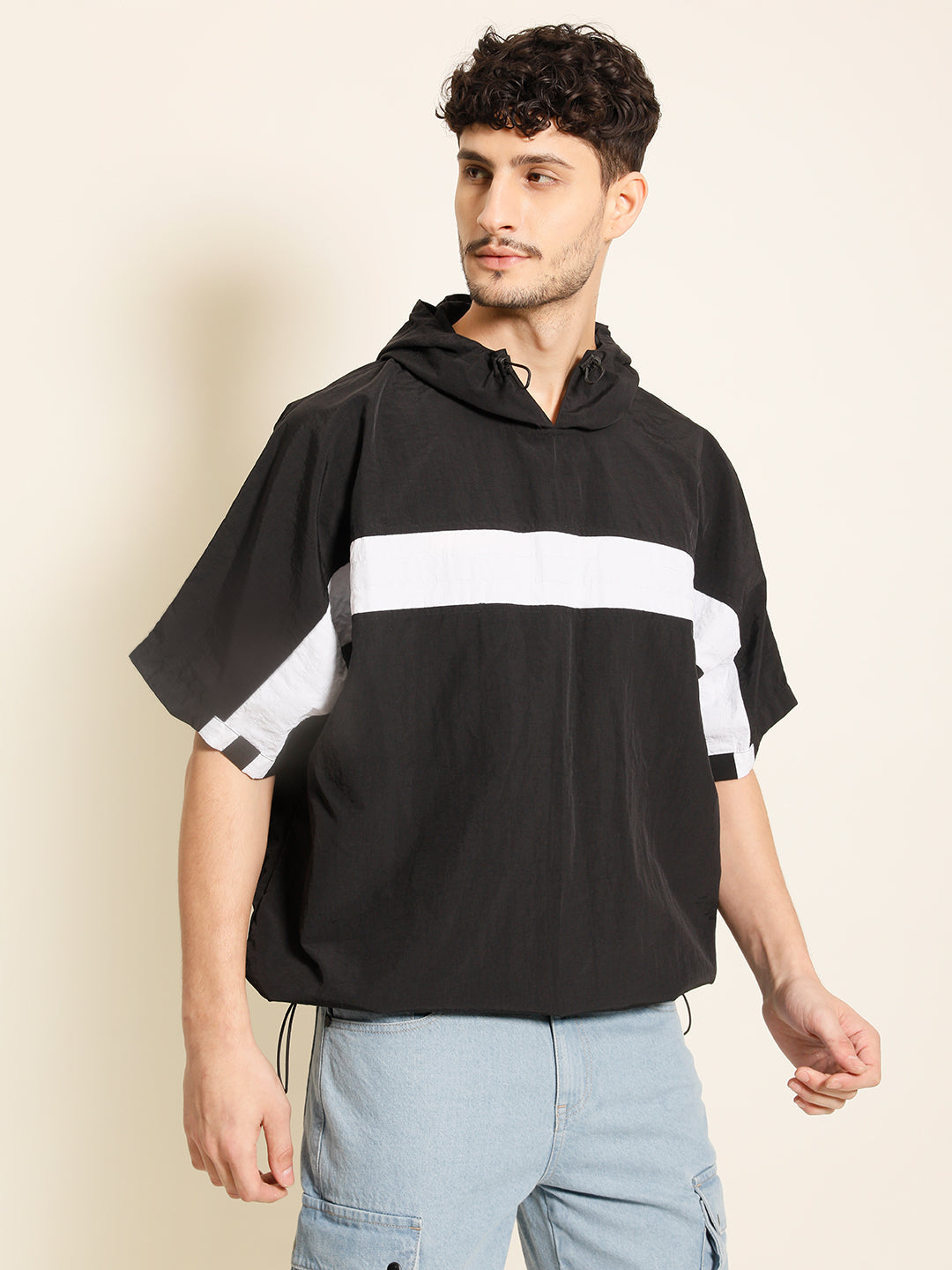 Men Black Half-Sleeve Hooded Stripe Accents T-shirt