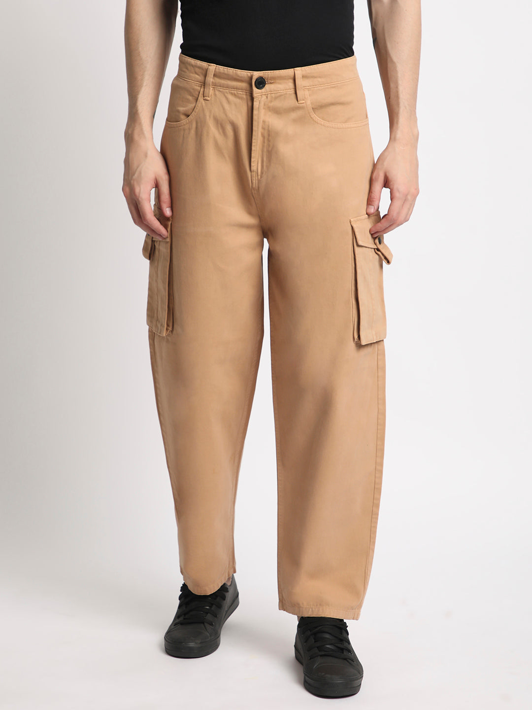 MEN-BAGGY-FIT-CARGO-TROUSERS_3