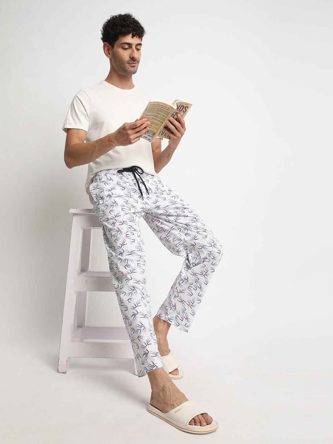 Men White Mid-Rise Pure Cotton Printed Lounge Pants