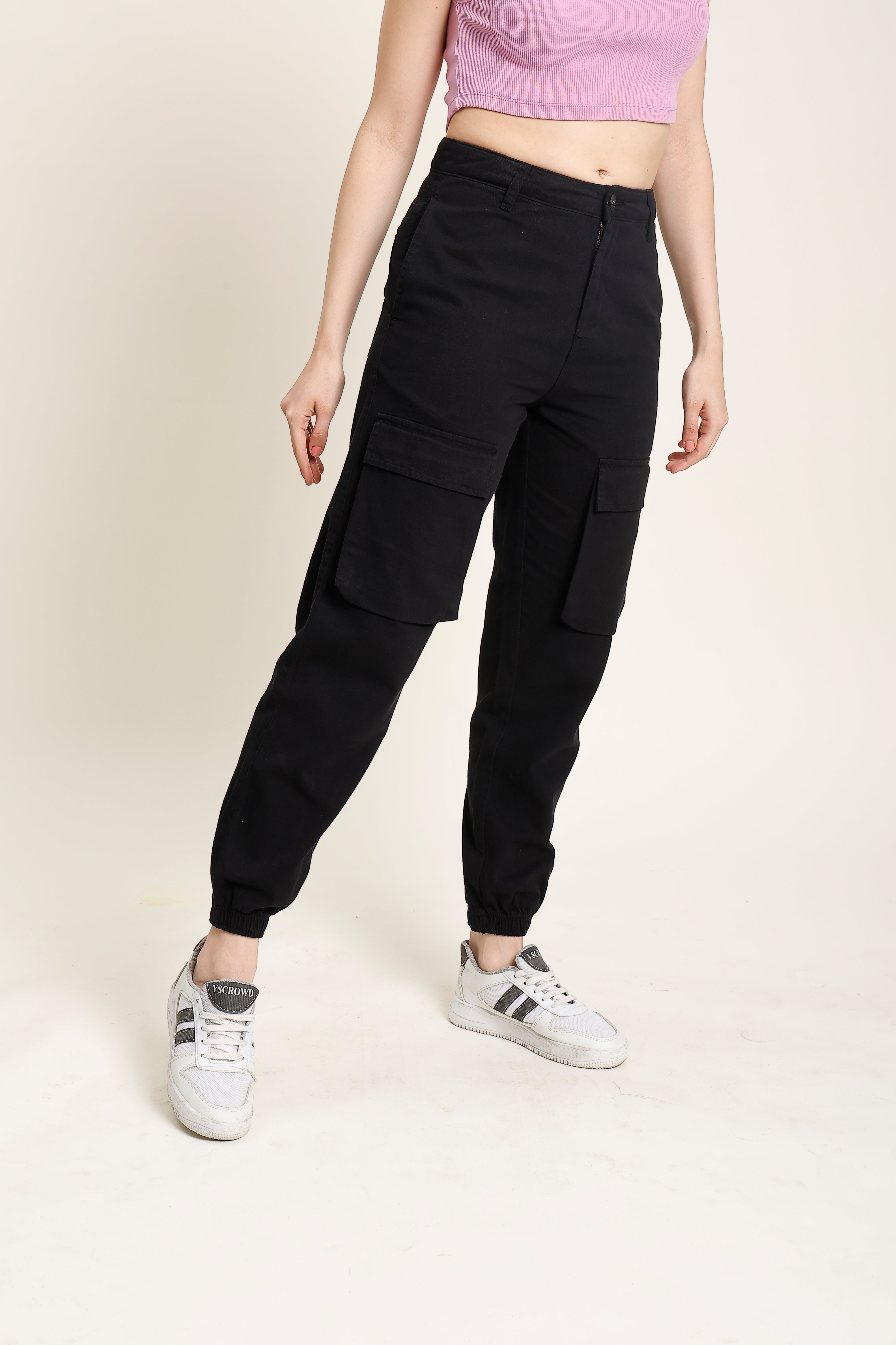 Women's Regular Fit Black Mid-Rise Cargo Trouser with 6 Pockets