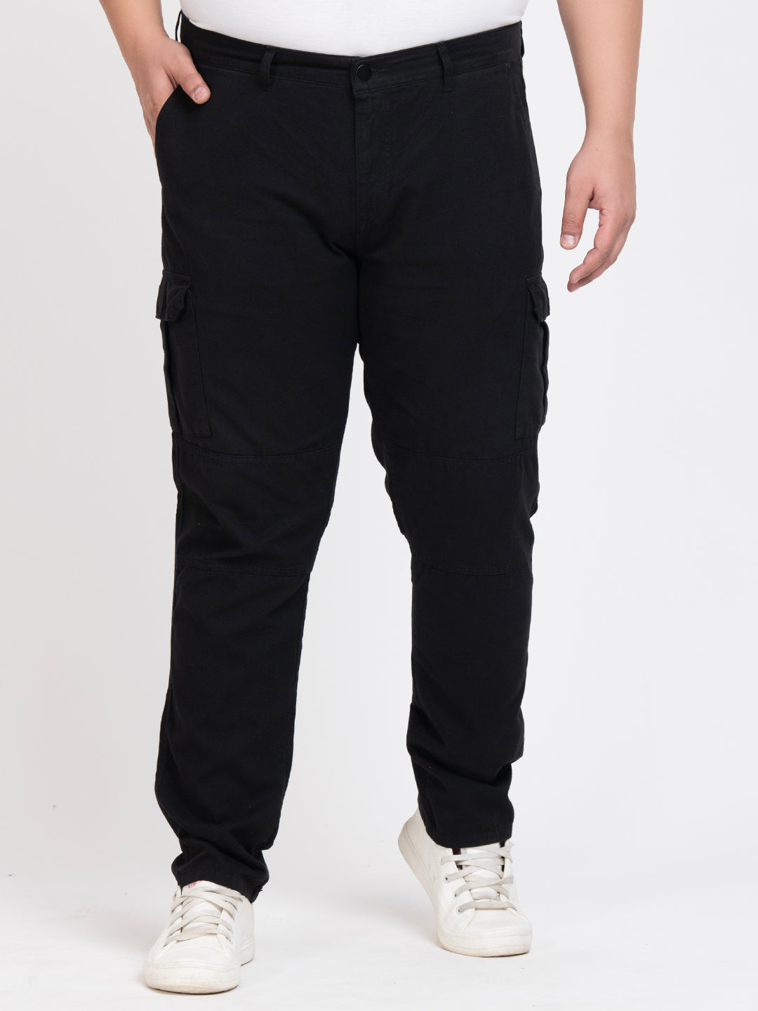 Men Black Regular Fit Solid Cargo Trouser